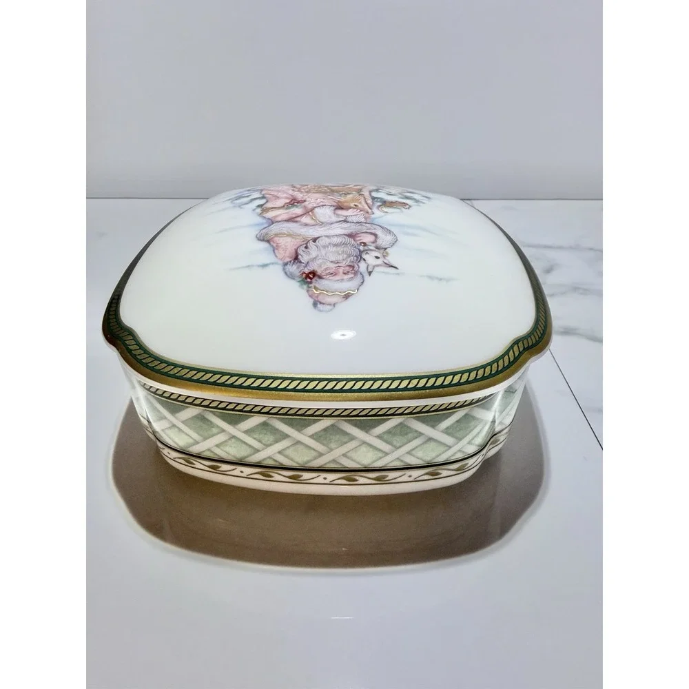 Fitz & Floyd Classic Choices Winter Holiday Lidded Trinket Box Candy Dish 5